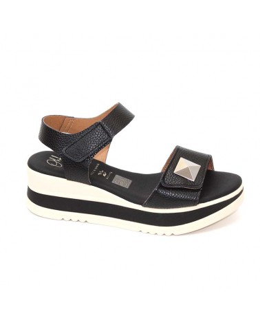 Sandalia plataforma velcros...